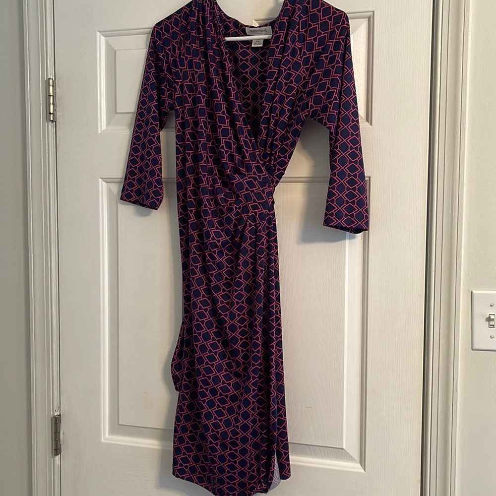 MATERNITY wrap dress - awesome print!